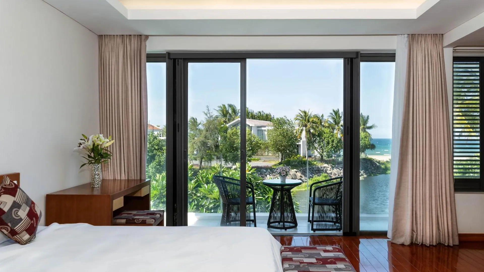 Ocean Sunny Villas Da Nang