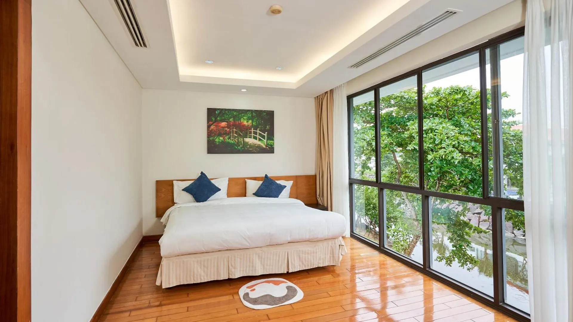 Ocean Sunny Villas Da Nang Vietnam