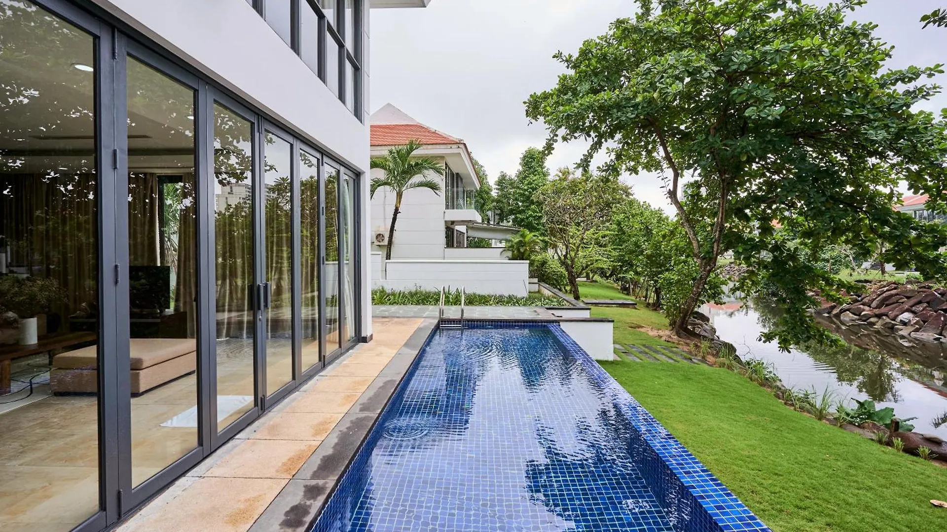 Ocean Sunny Villas Da Nang